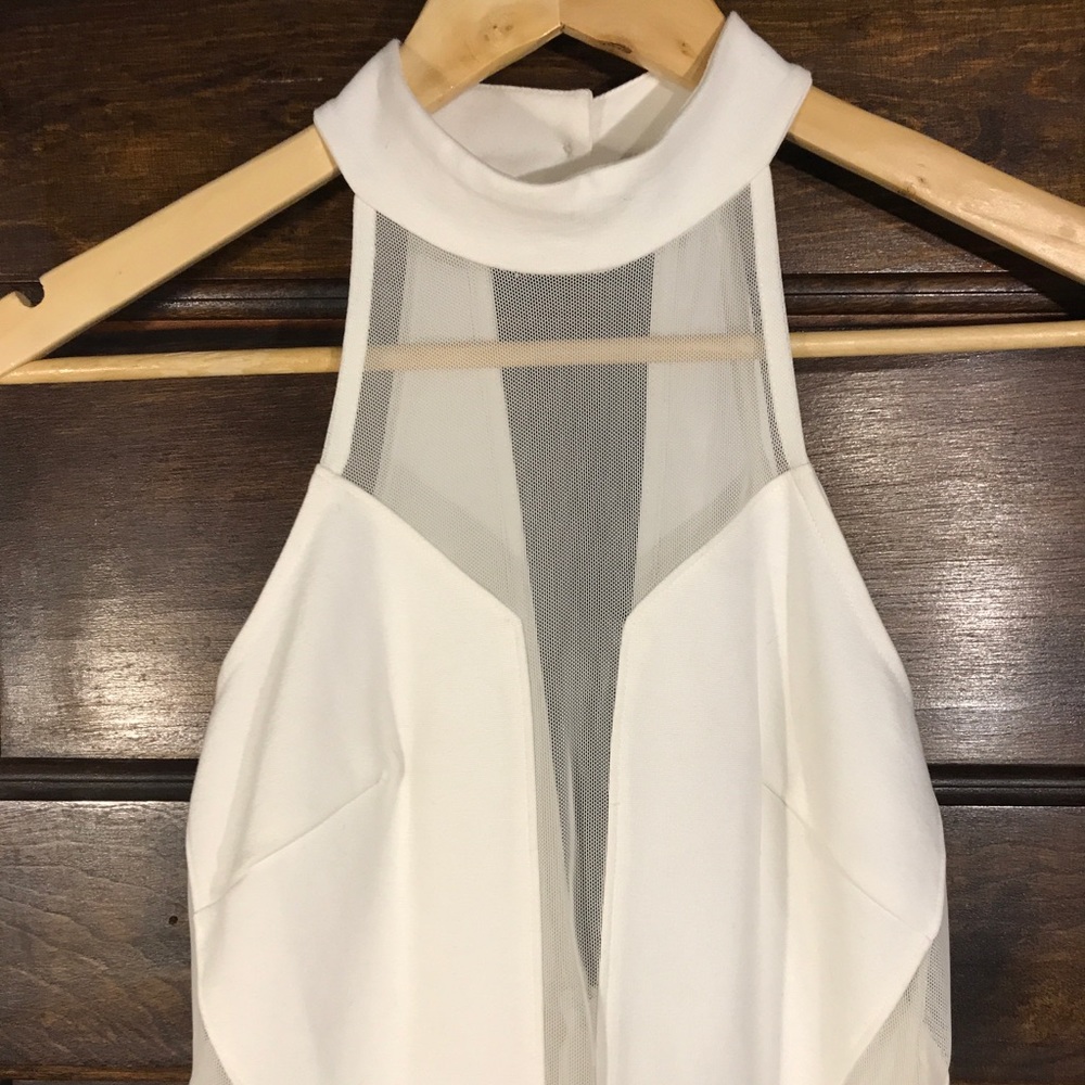 New with tags Forever 21 White Bodycon dress